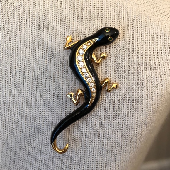 Vintage Avon Black Enamel Salamander Lizard Pin - Picture 5 of 11